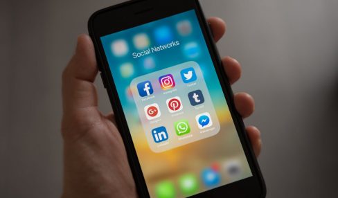 How Polish Consumers Use Social Media